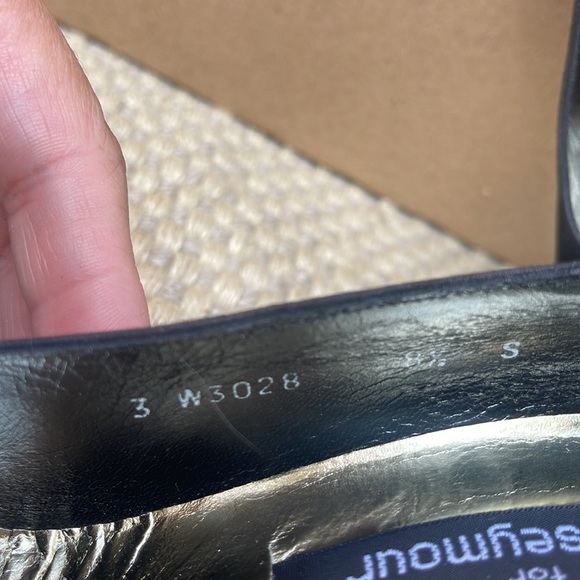 Stuart Weitzman black and gold  suede size 81/2. - Picture 3 of 9